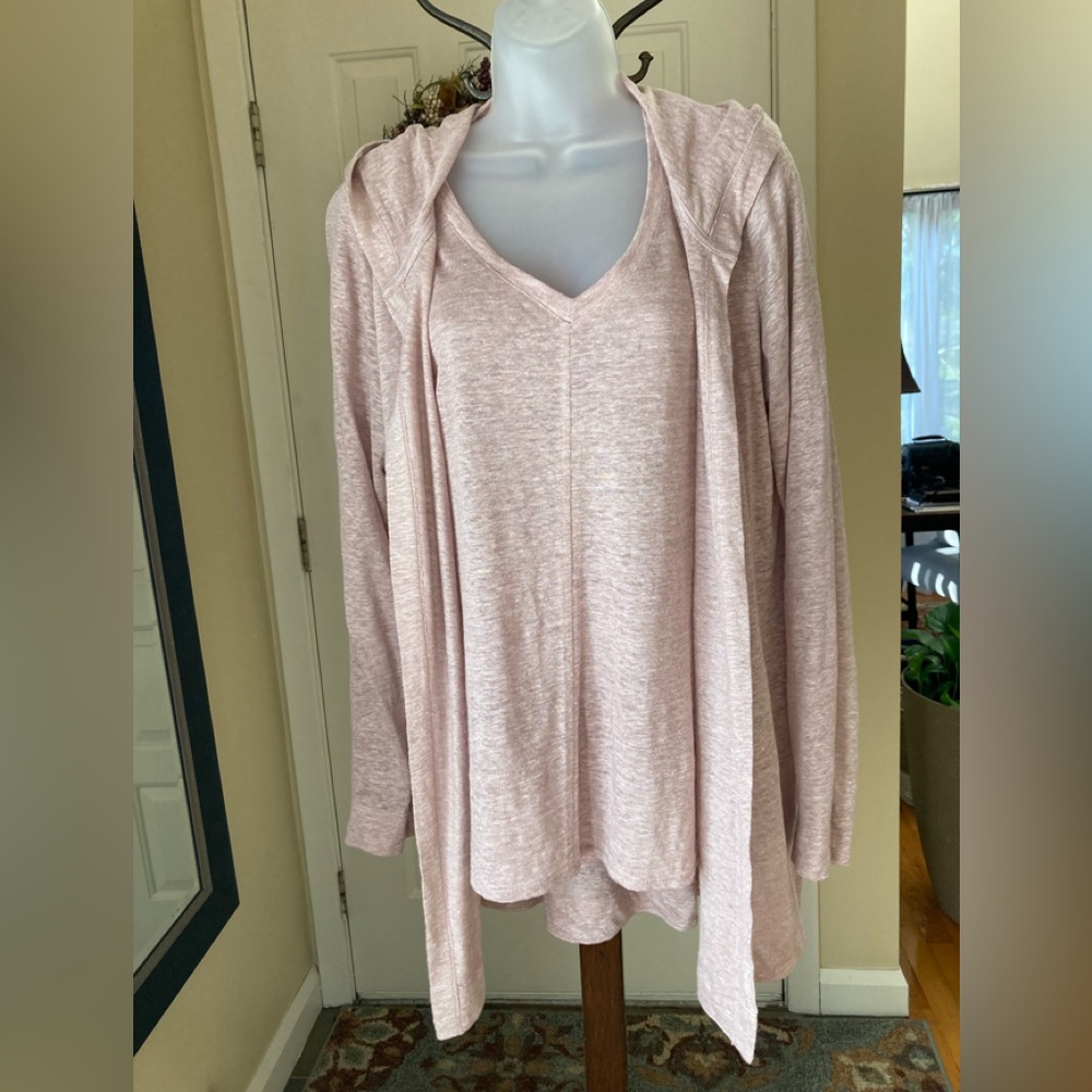 Tahari 2pc linen tee and open cardigan